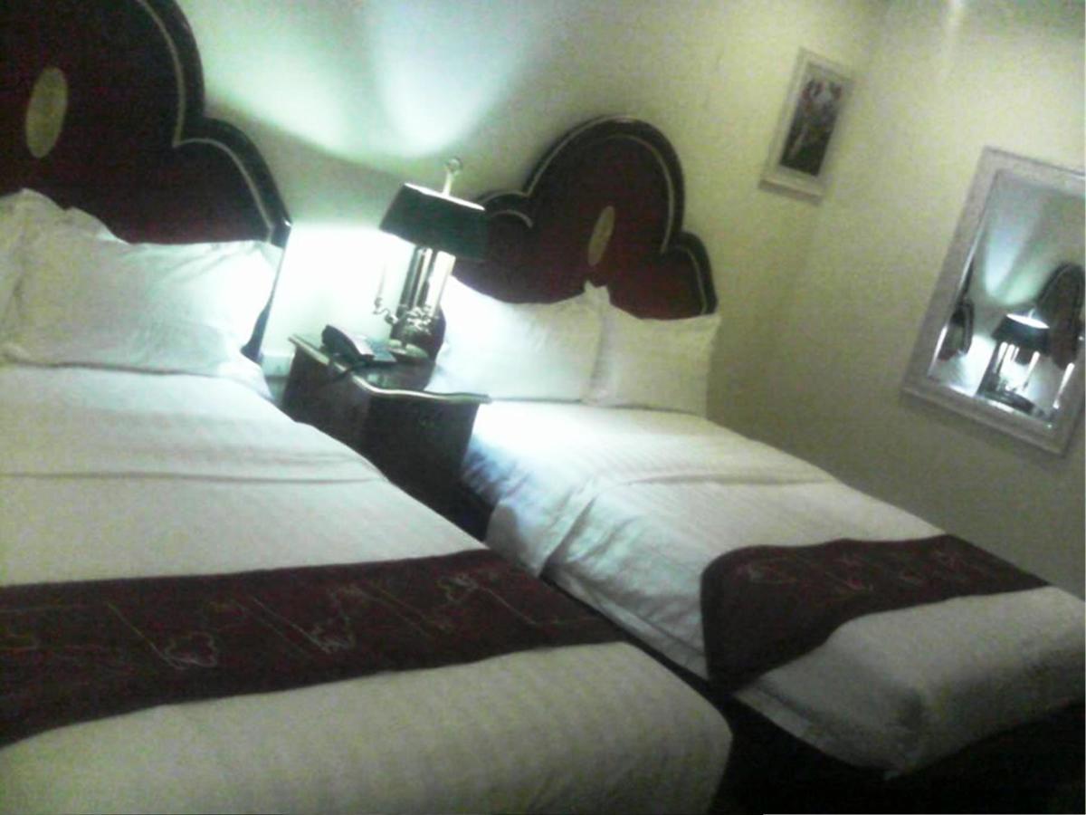 Rainbowland Hotel Олонгапо Екстериор снимка